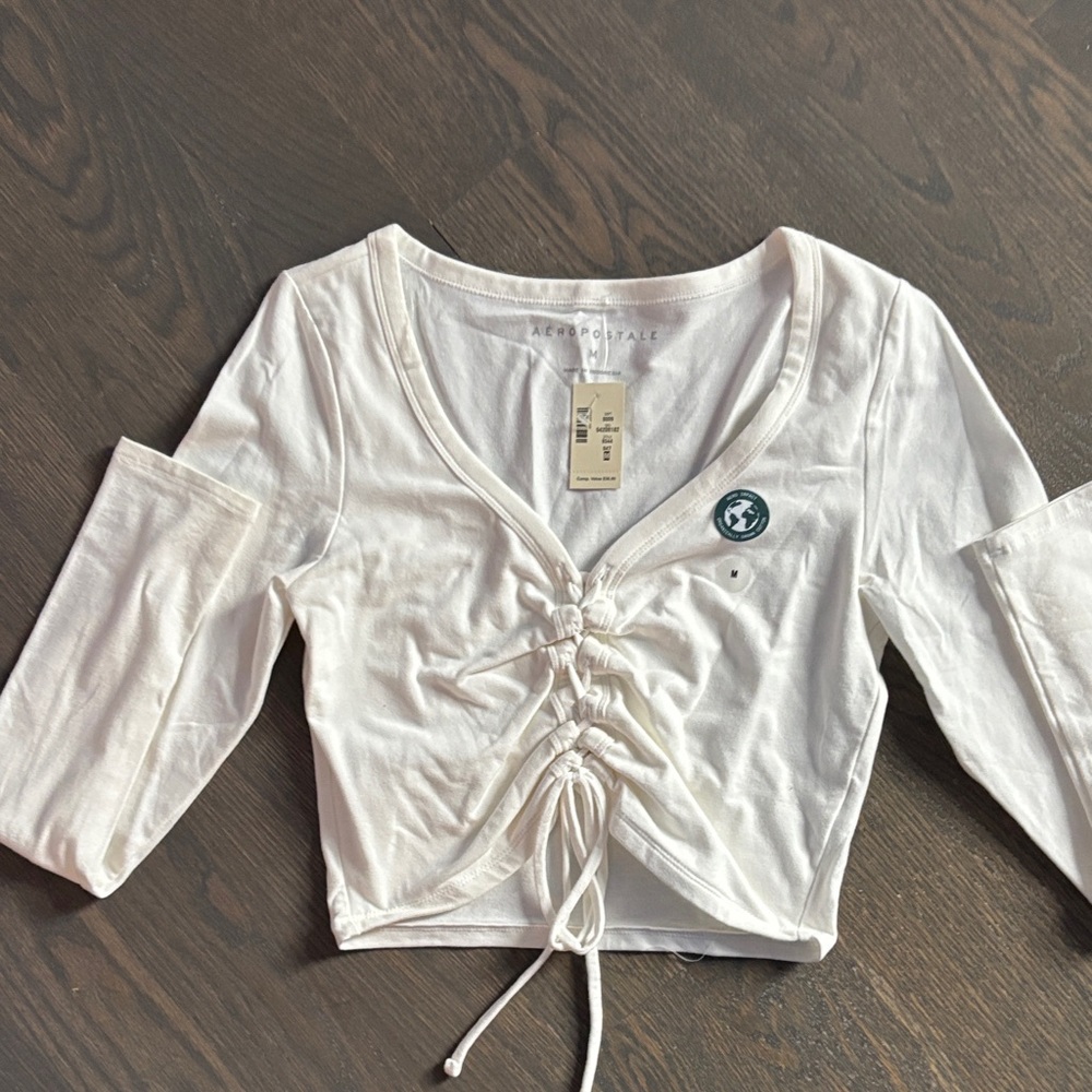 Aeropostale White Ruched V-Neck cropTop l, very light cream color